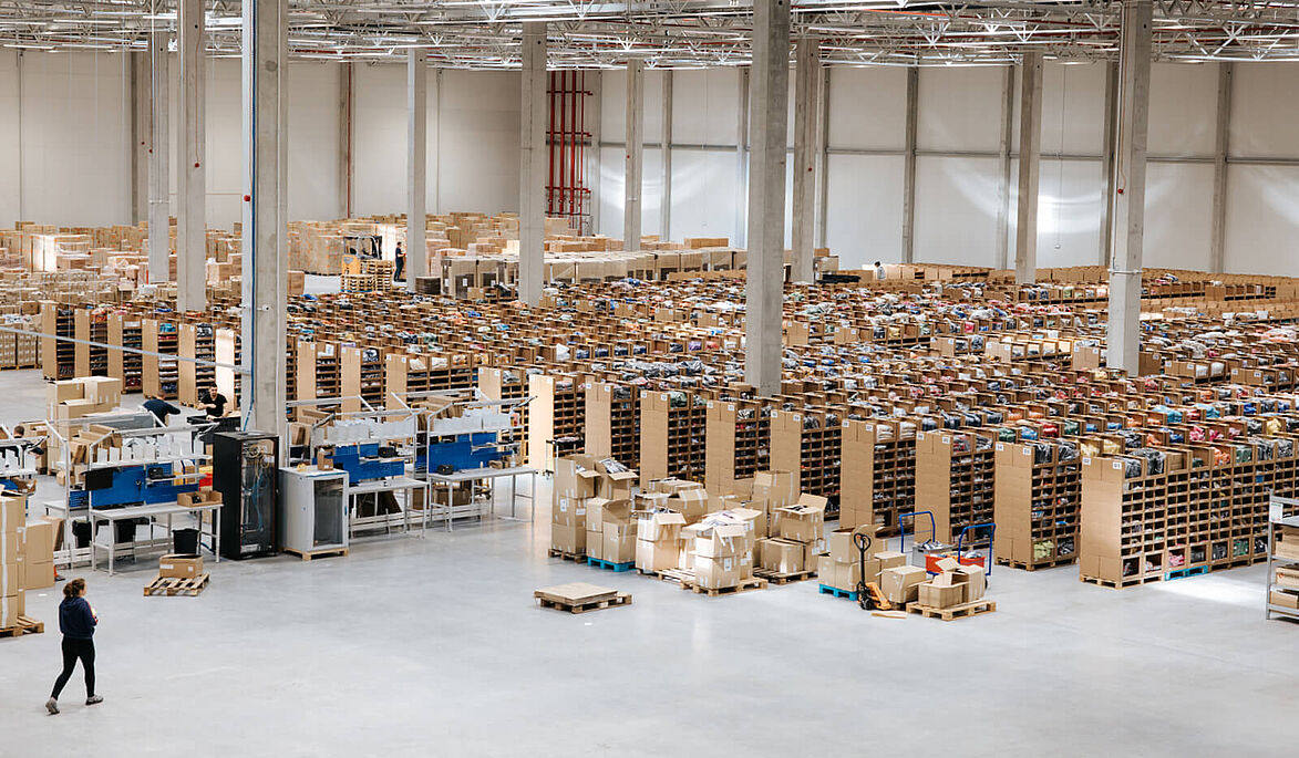 Bird's eye view of the warehouse to illustrate the storage areas and size of the warehouse